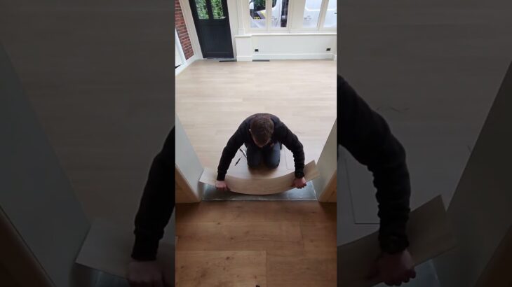 Fit like a pro, Double scribe with 1 tile. #diy #howto #tiles #flooring #scribe #skills #tradesman